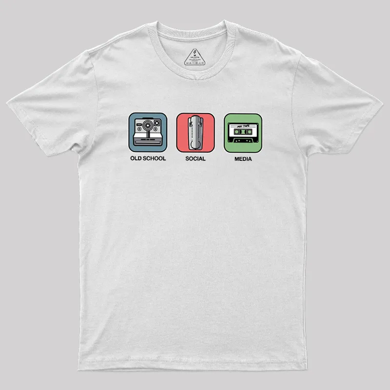 Old School Social Media Geek T-Shirt - Image 11