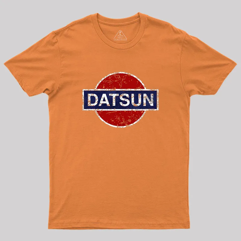 Tiger Datsun Retro Car Geek T-Shirt - Image 6