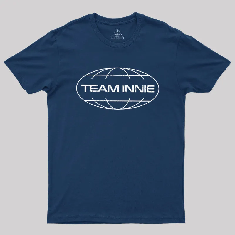 Team Innie Geek T-Shirt - Image 2