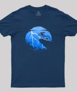 Alternative view of Alien king Geek T-Shirt