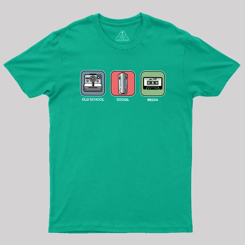Old School Social Media Geek T-Shirt - Image 10