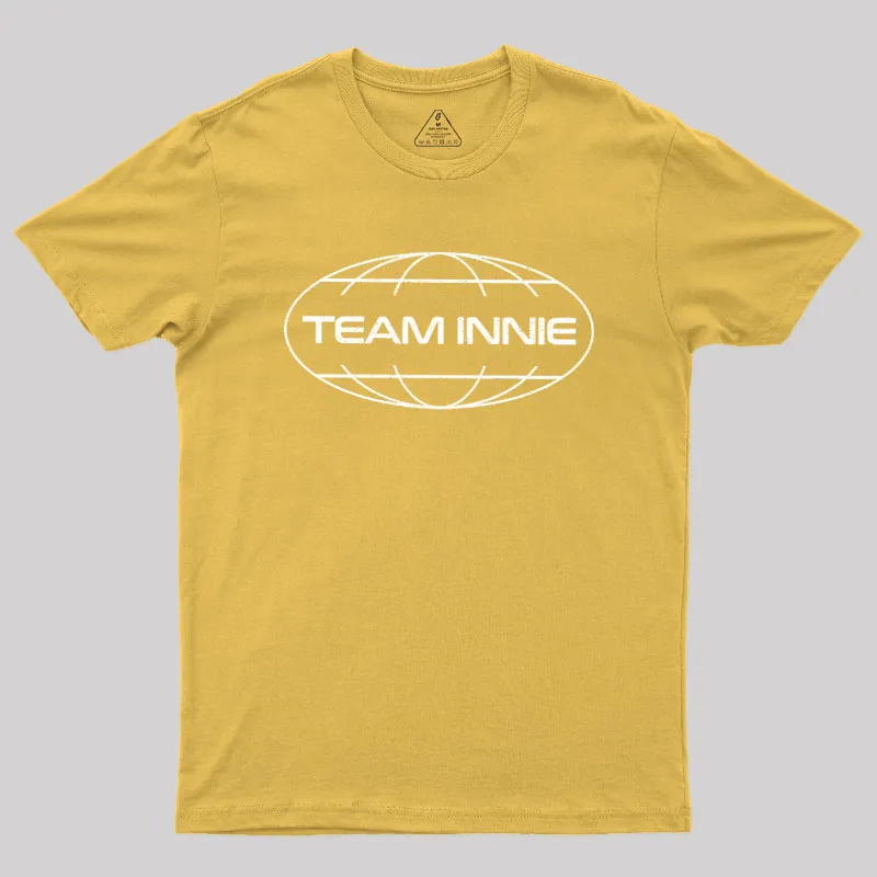 Team Innie Geek T-Shirt - Image 7