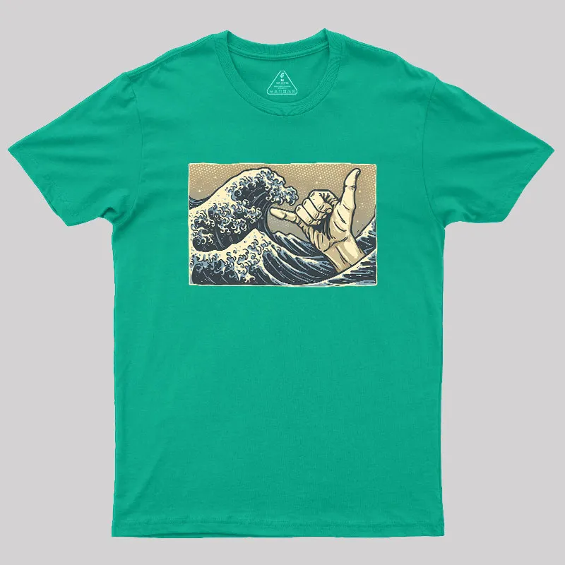 Catch Some Waves Geek T-Shirt - Image 9