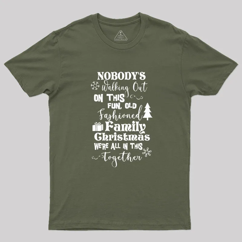 Old Fashioned Family Christmas Geek T-Shirt - Image 4