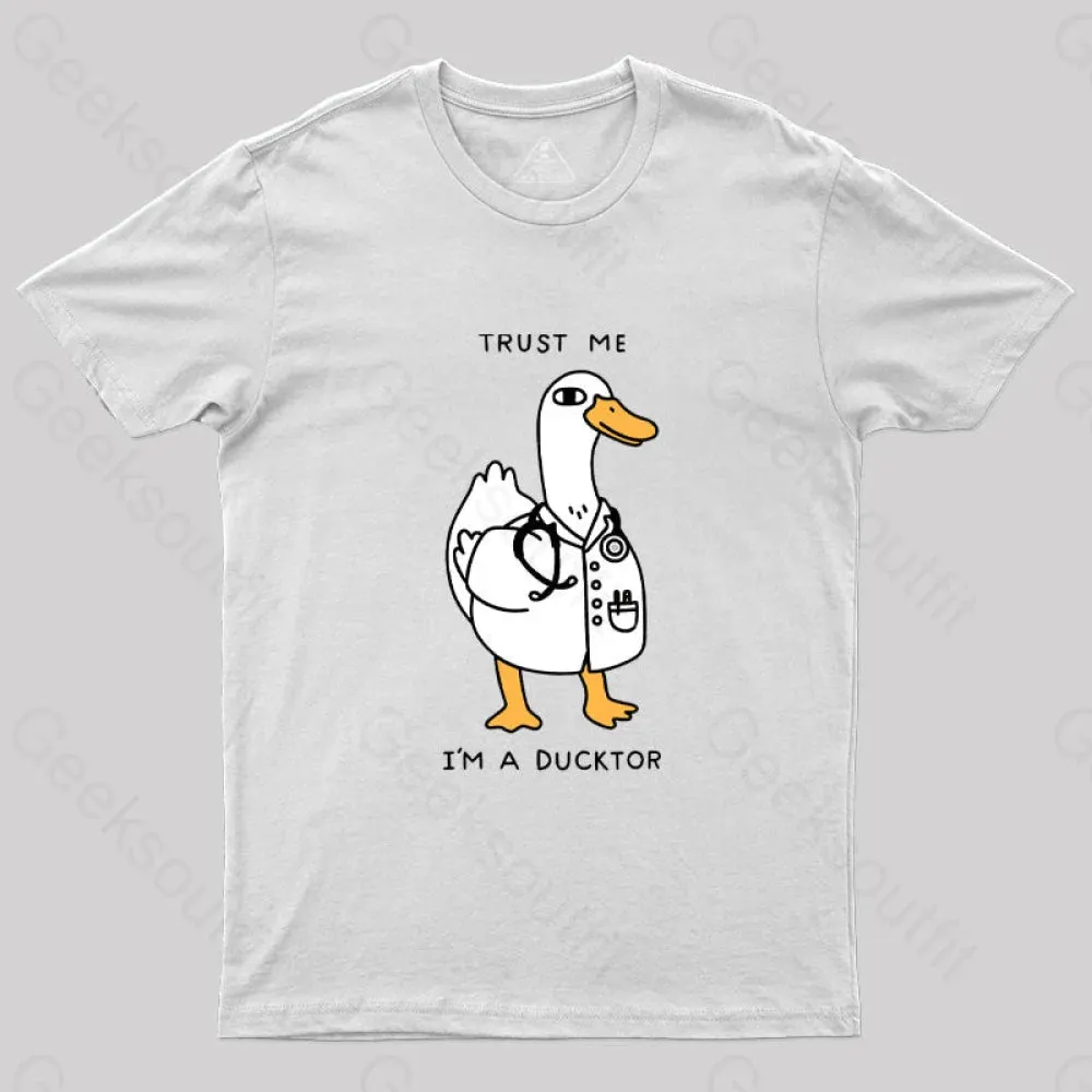 Trust Me I'm a Ducktor T-Shirt - Image 8
